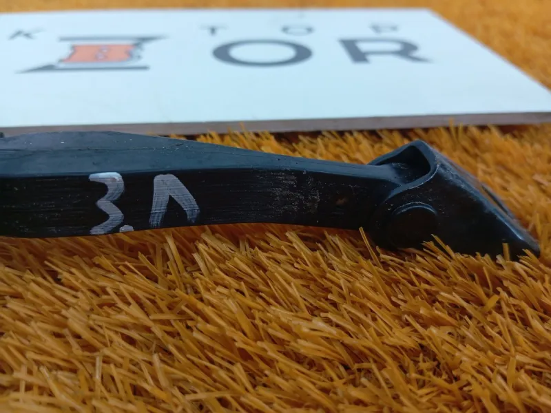 Ограничитель двери