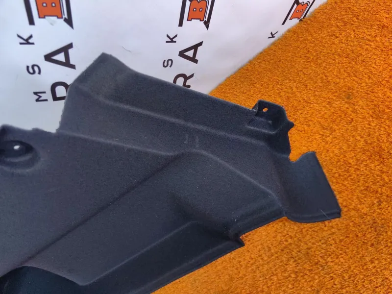 Обшивка багажника