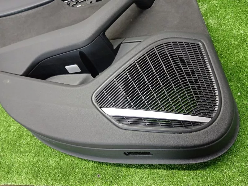 Обшивка двери