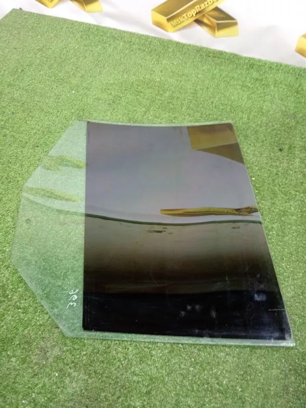 Стекло двери BMW 5-Series 2004 51357110636 E61, заднее правое