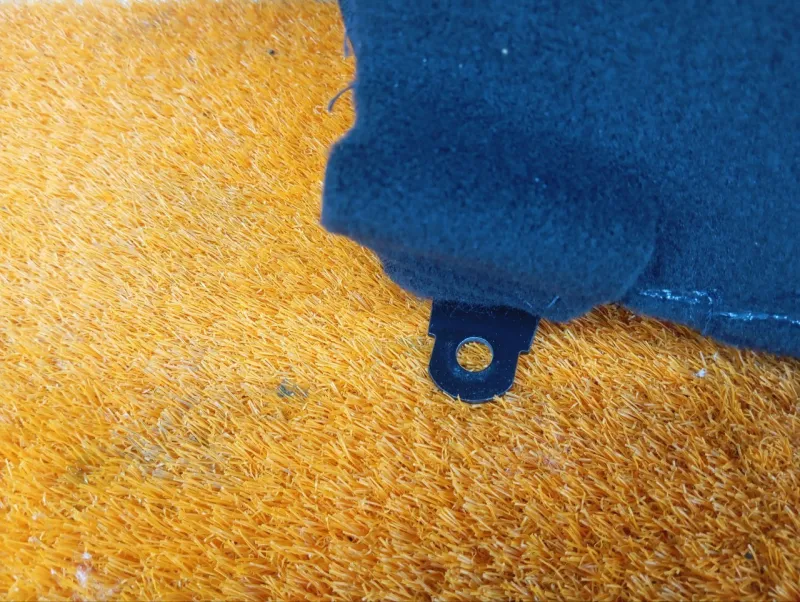 Спинка сиденья