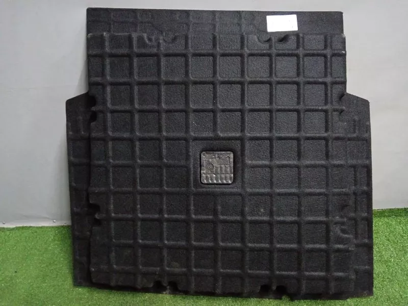 Пол багажника