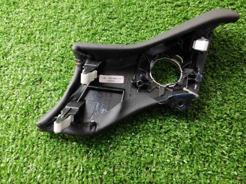 Накладка на торпедо