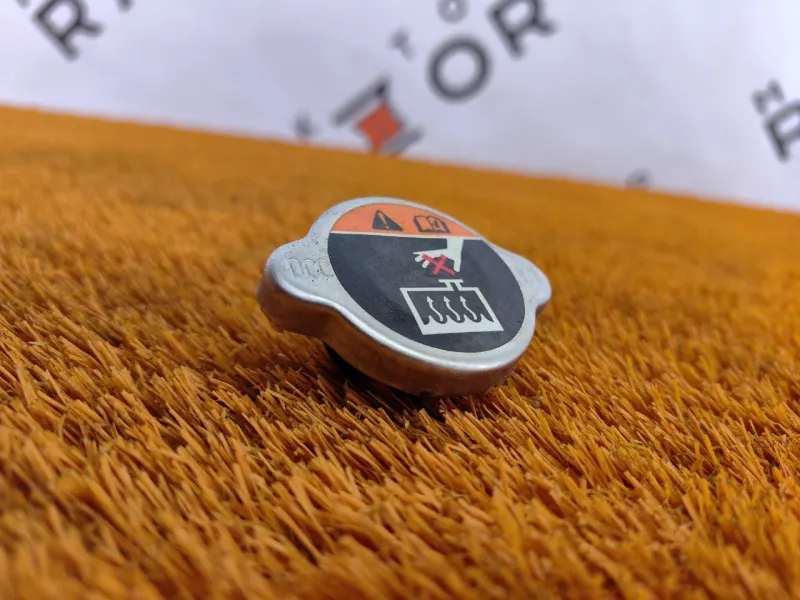 Крышка радиатора охлаждения