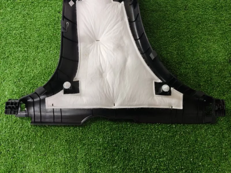 Обшивка центральной стойки