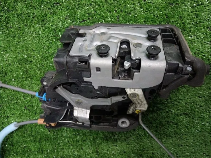 Замок двери