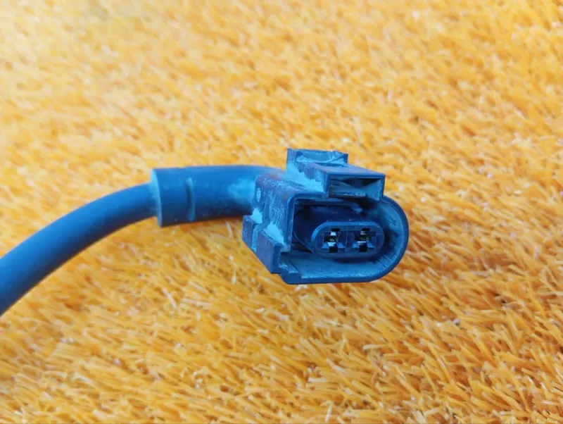 Проводка датчика ABS