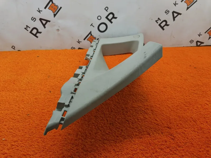 Накладка на стойку кузова