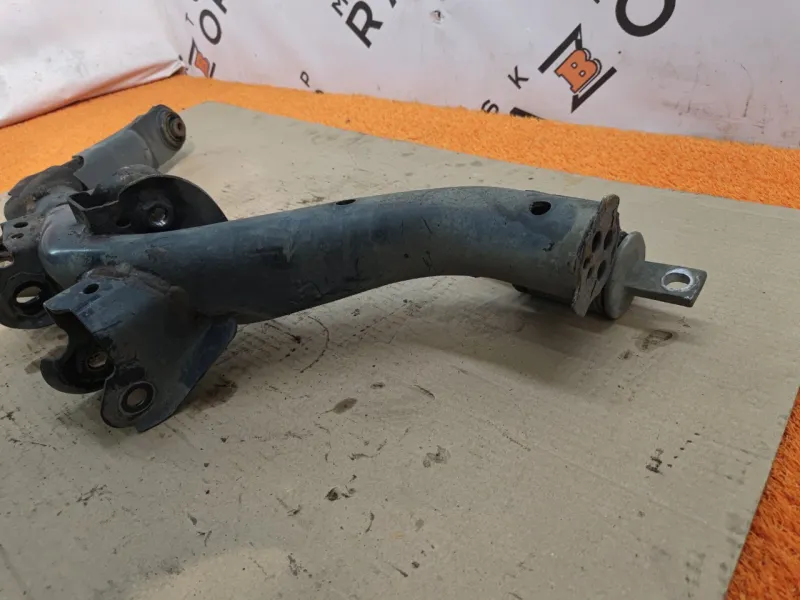 Рычаг подвески