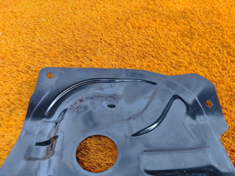 Крышка топливного насоса