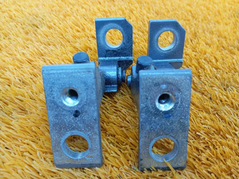 Петля двери Chery Tiggo 4 PRO 2023 J606106010 SQRE4G15C, передняя левая