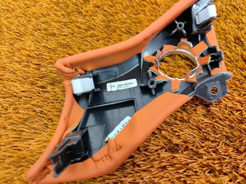 Накладка на торпедо