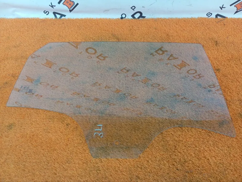 Стекло двери