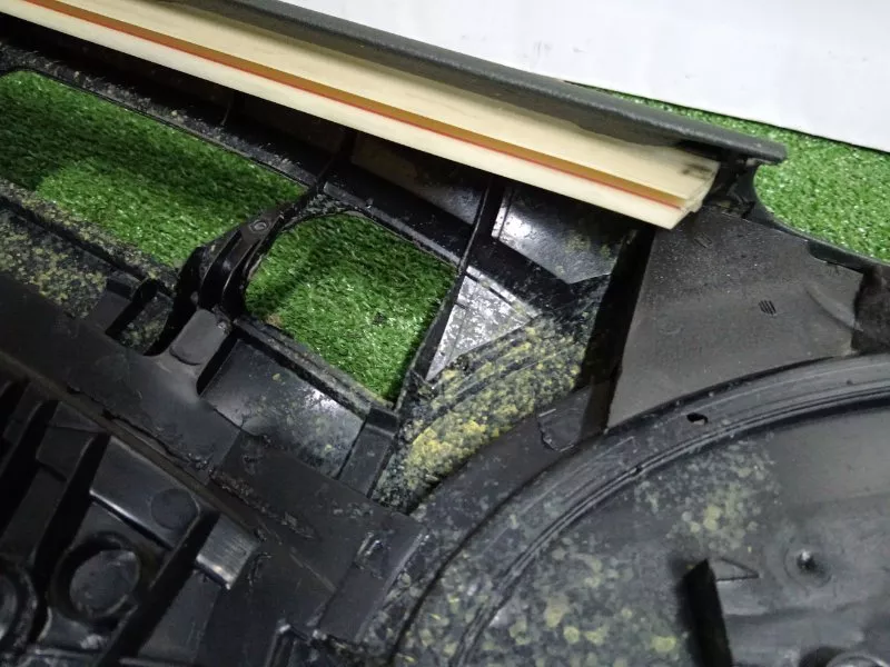 Обшивка двери Audi A6 2003 4B0971035F C5, передняя правая