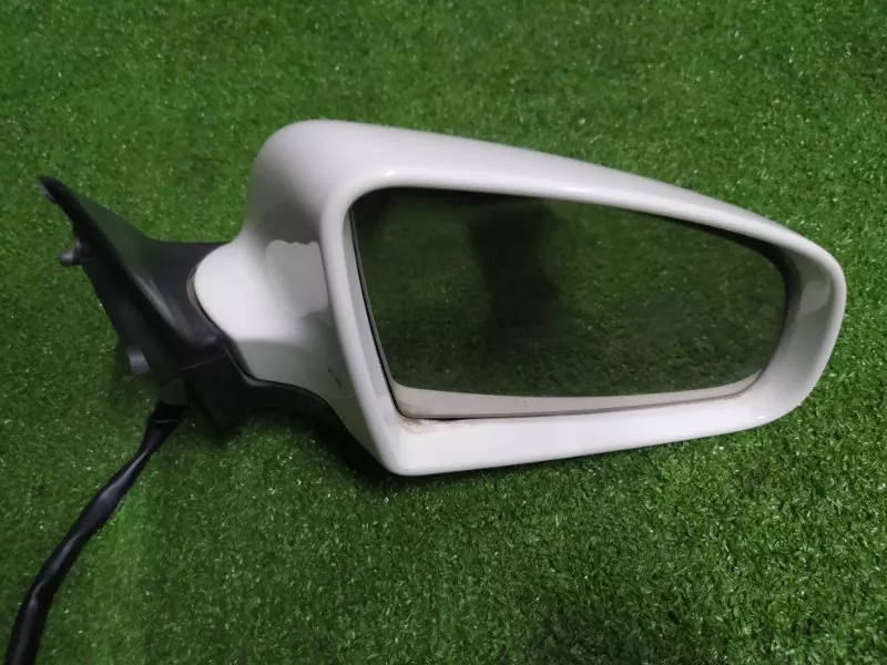 Зеркало боковое