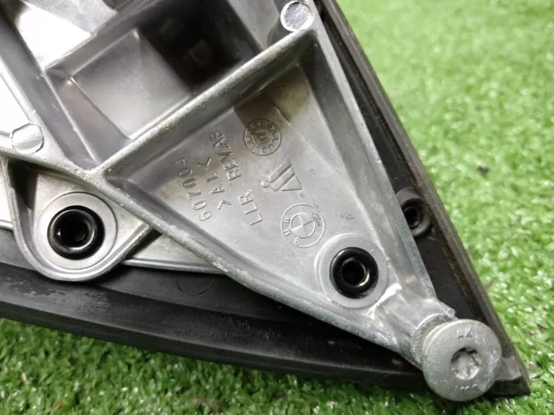 Зеркало боковое