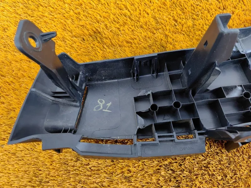 Обшивка багажника