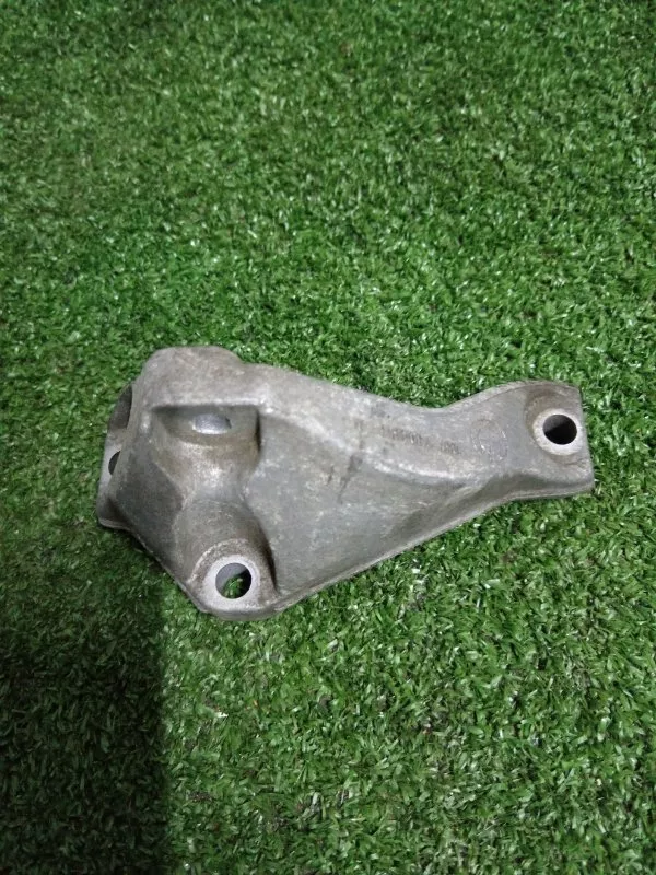 Кронштейн ТНВД