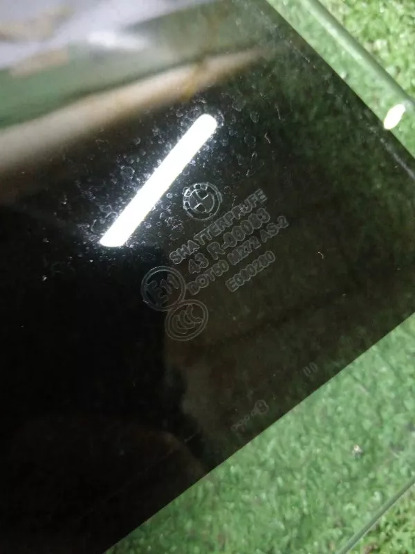 Стекло двери BMW 3-Series 2008 51347119978 E90, заднее правое