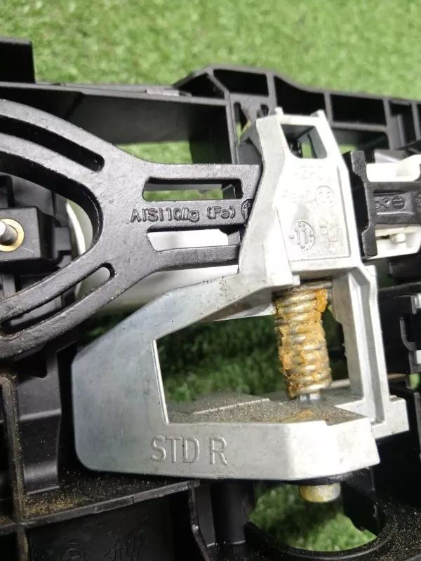 Ручка двери наружняя