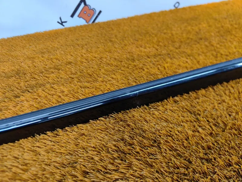 Молдинг стекла