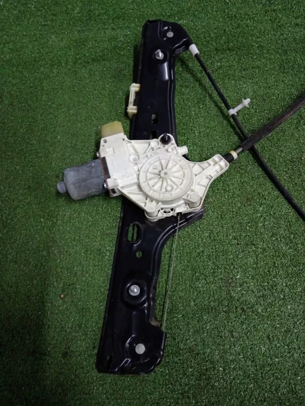 Стеклоподъемник BMW 3-Series 2005 51337140588 E90, передний правый