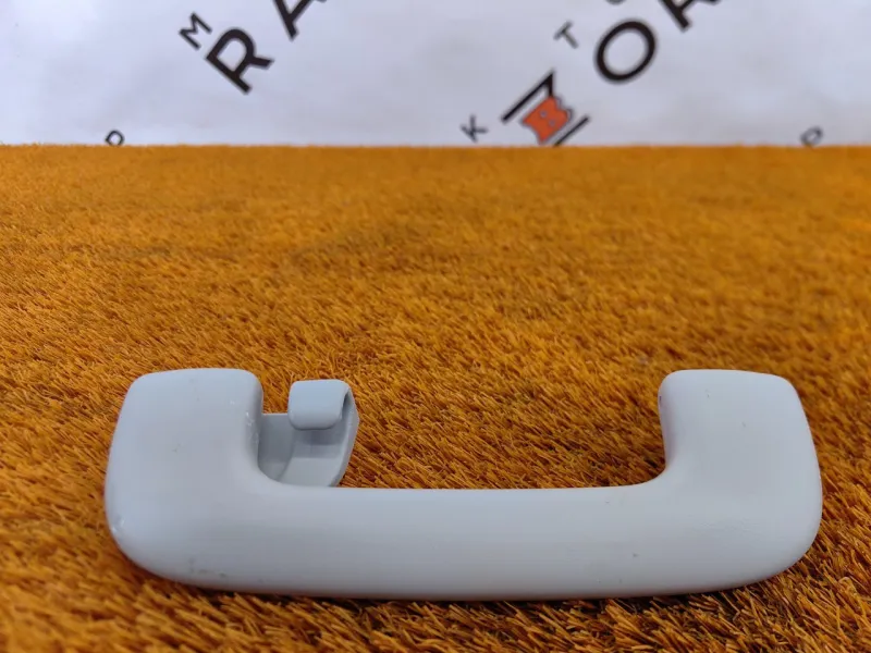 Ручка потолка