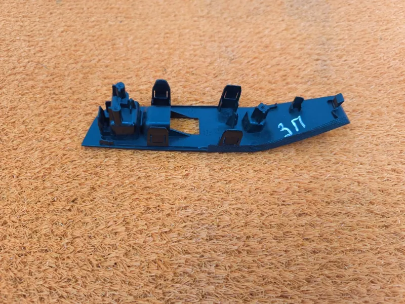 Молдинг двери