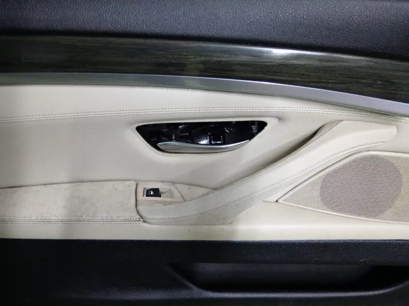 Обшивка двери BMW 5-Series 2010 51417273053 F10, передняя левая