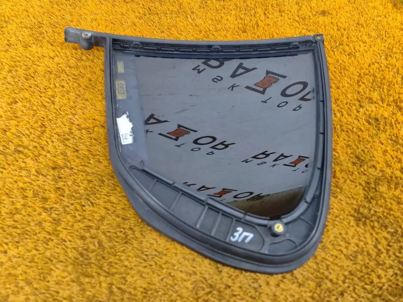 Форточка двери BMW 5-Series 2019 51357381348 G30 B47D20A, задняя правая