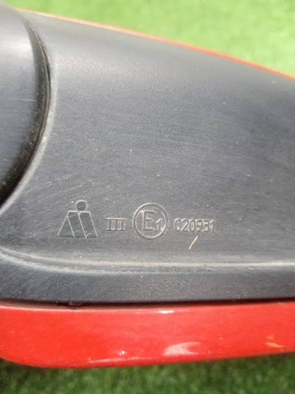 Зеркало боковое