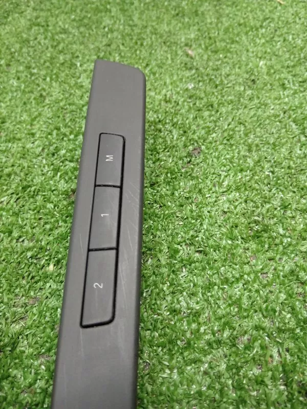 Кнопка памяти сидений