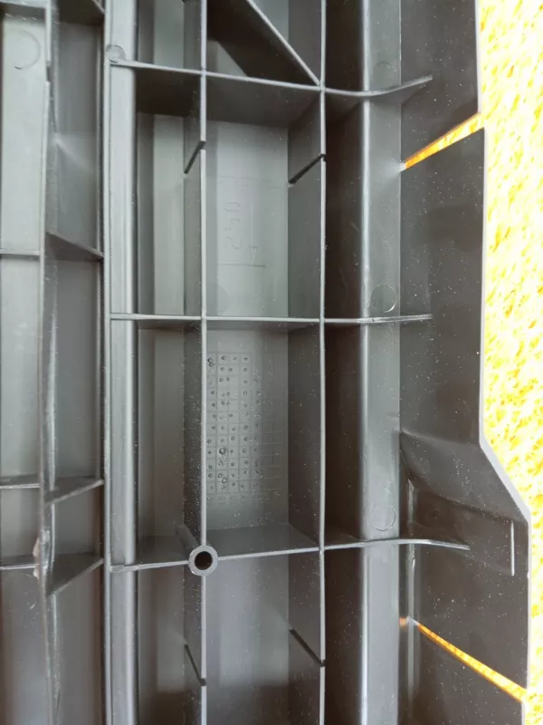 Обшивка багажника