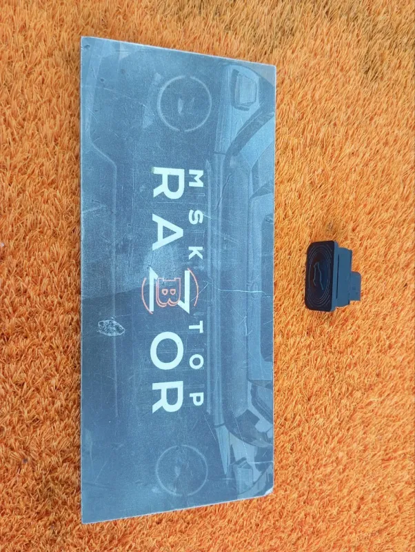 Кнопка открывания багажника