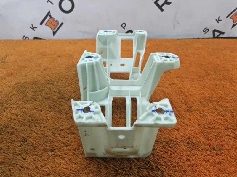 Кронштейн АКПП