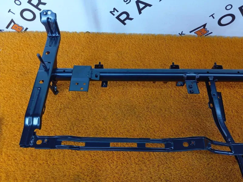 Усилитель торпедо Chery Tiggo 4 PRO 2023 401000688AA SQRE4G15C, передний