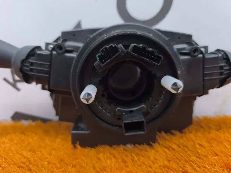 Подрулевой переключатель