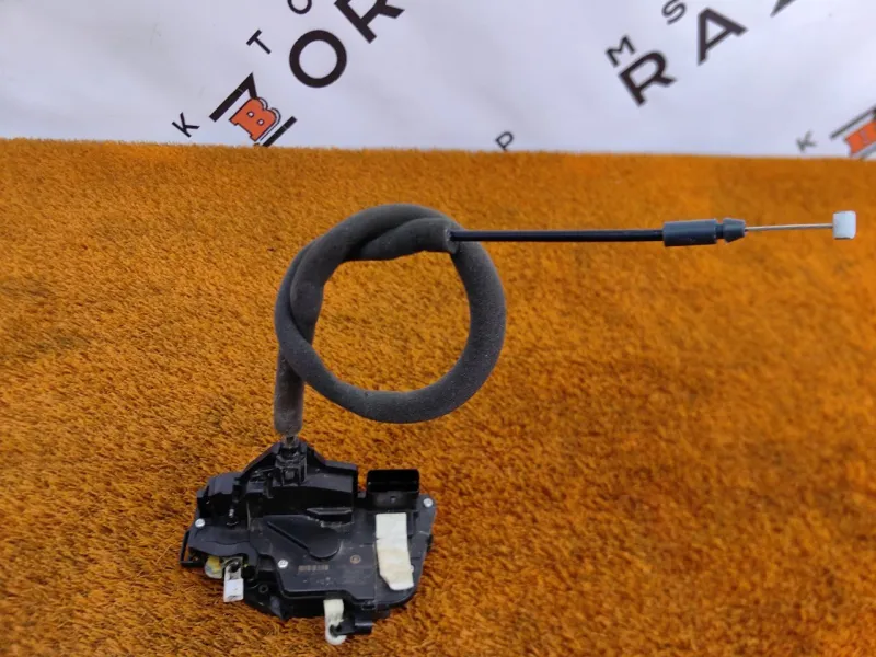 Замок двери