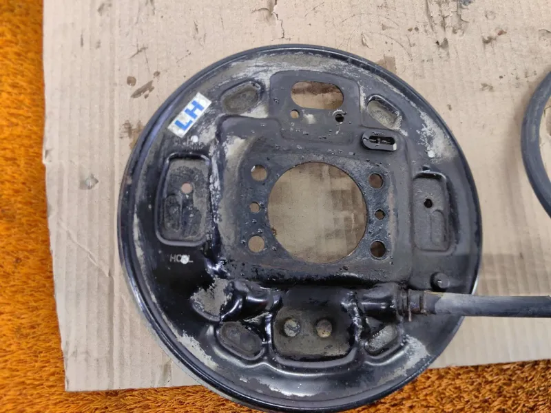 Пыльник тормозного диска