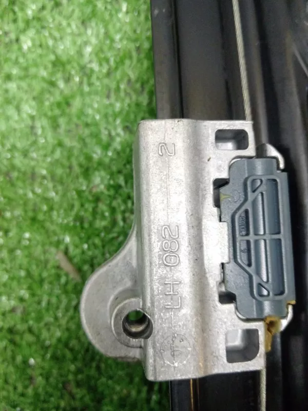 Стеклоподъемник BMW 5-Series 2007 51357075673 E60/E61, задний левый