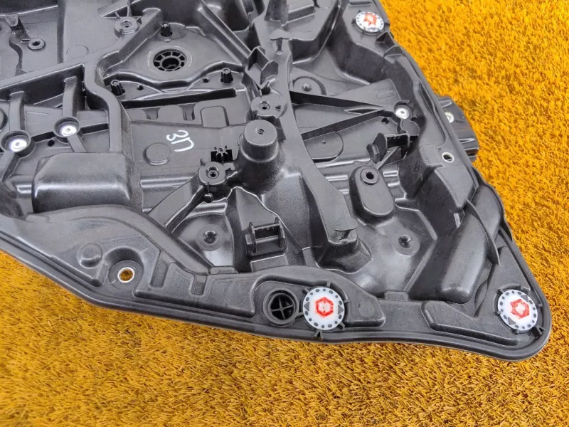 Стеклоподъемник