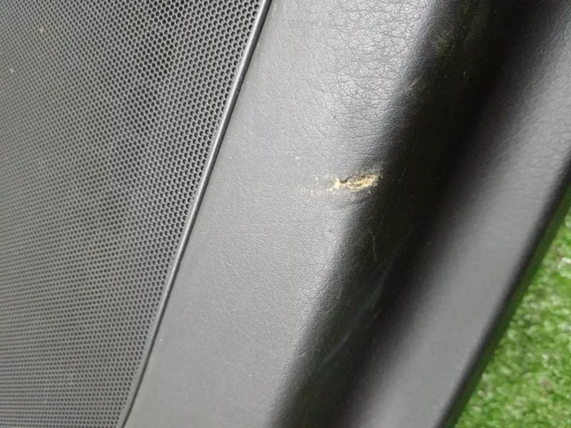 Обшивка двери Audi A6 2006 4F2867106A C6, передняя правая