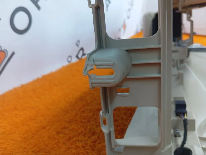 Консоль центральная