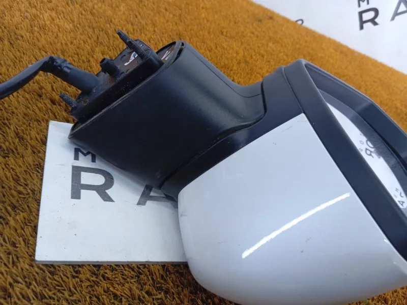 Зеркало боковое