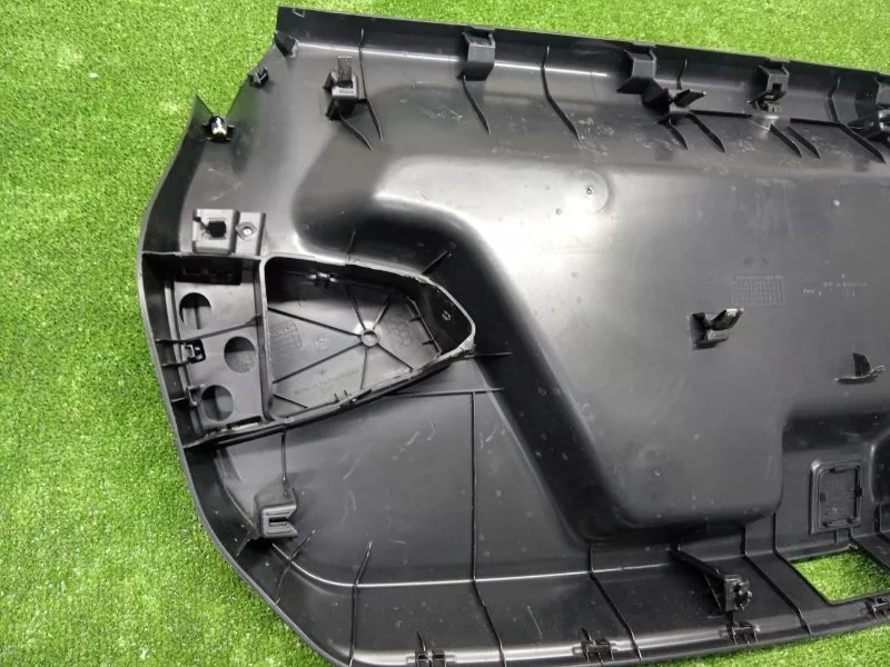 Обшивка багажника