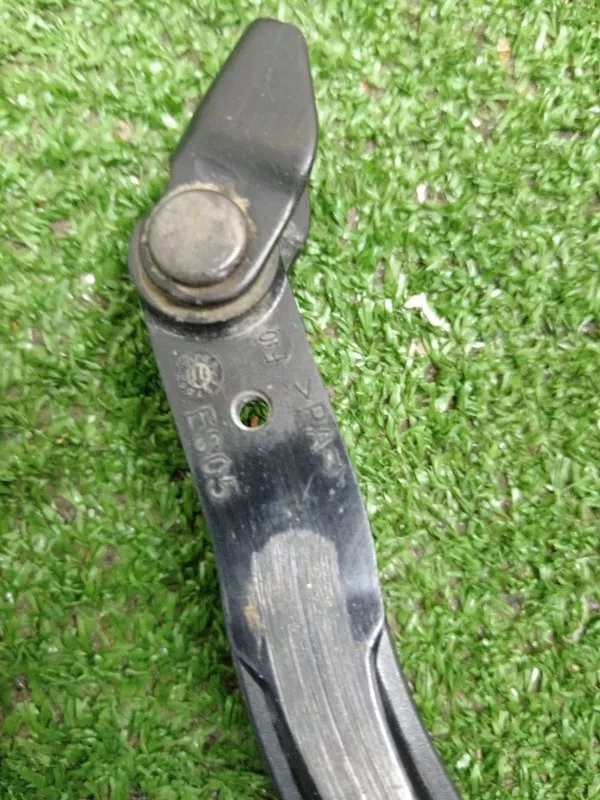 Ограничитель двери