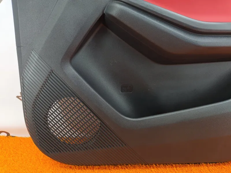 Обшивка двери