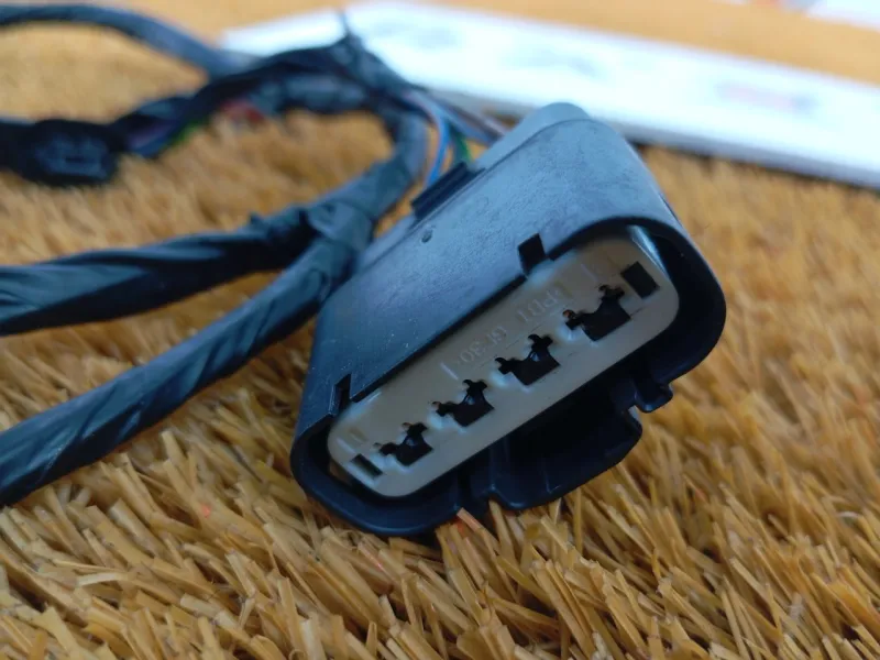 Проводка двери