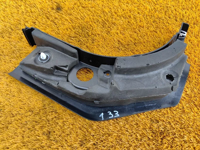 Накладка на порог салона