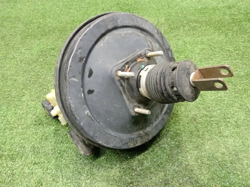 Главный тормозной цилиндр